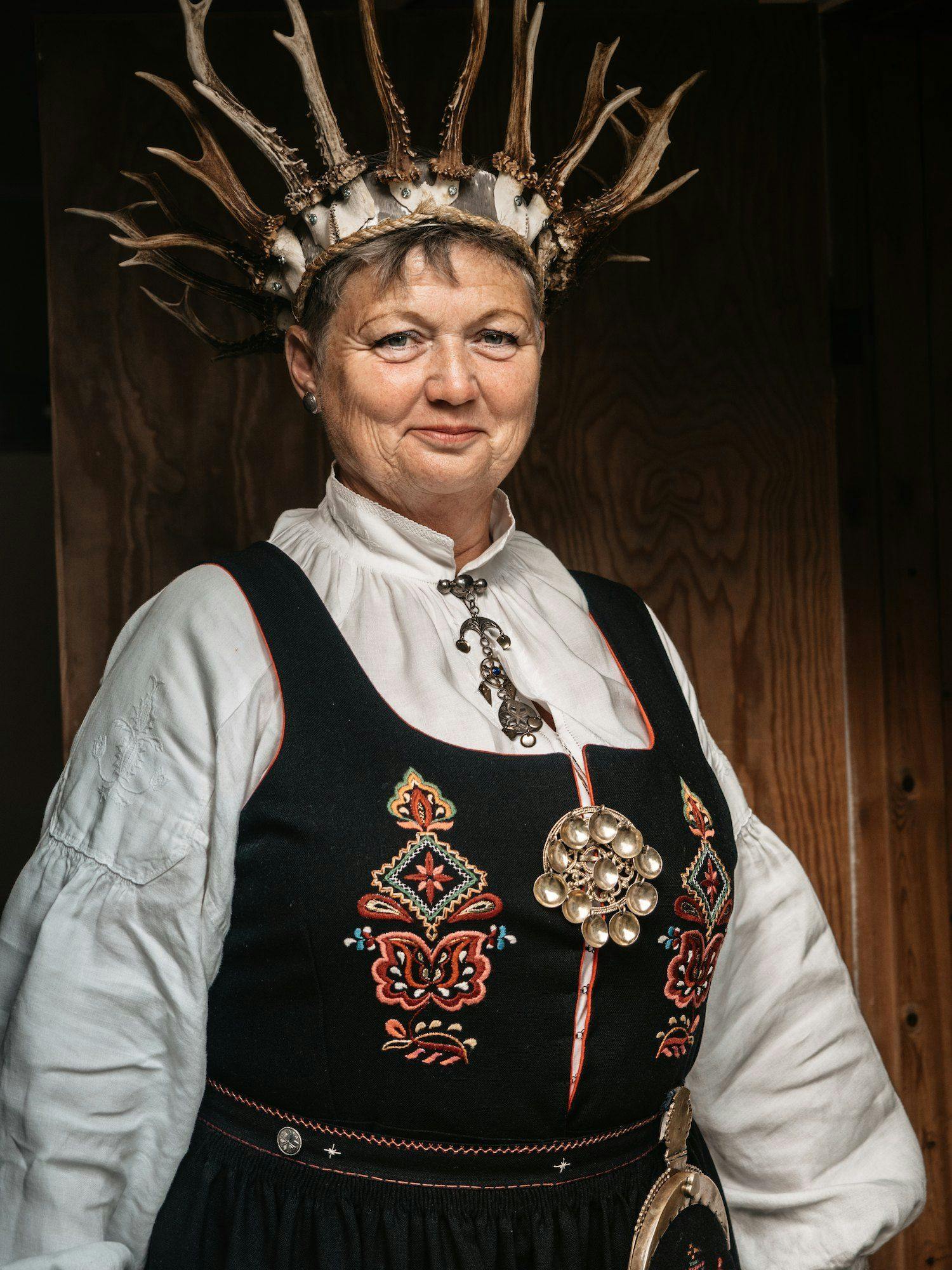 woman in traditional norwegian garment